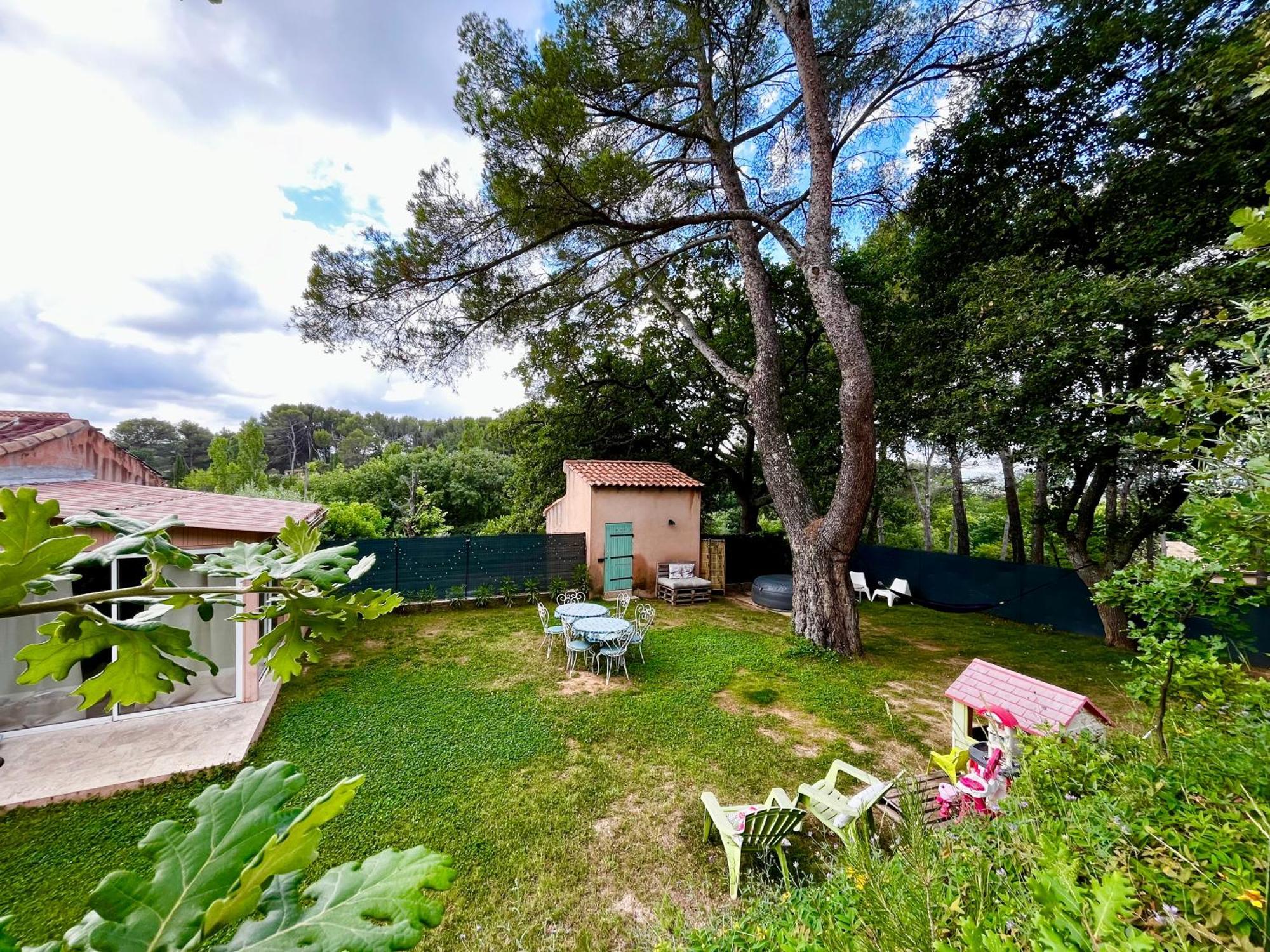Maison Provencale Au Calme De La Campagne Avec Jacuzzi Aix-en-Provence Exterior photo